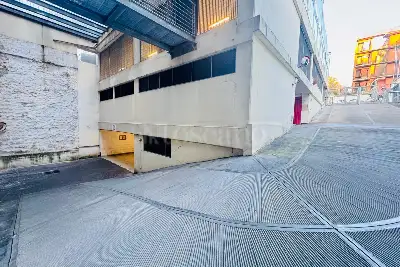 Box in vendita, Via Como, Roma