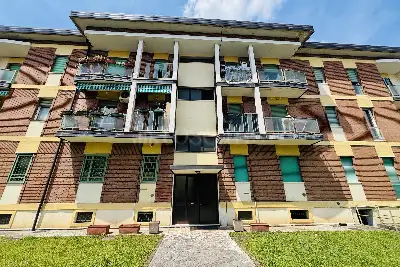 Casa in vendita, Via Genova, Brescia