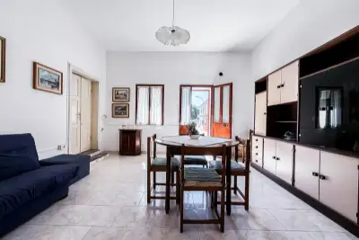 Casa Indipendente in vendita, Via Papa Giovanni XXIII 7, Luras