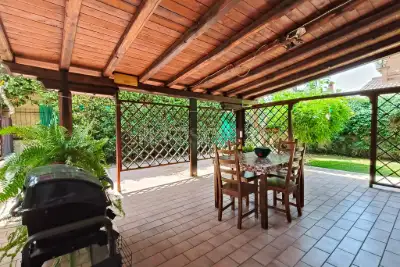 Villa Plurifamiliare in vendita, Via della Tenuta del Casalotto, Roma