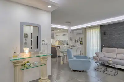 Villa Bifamiliare in vendita, Viale Ernesto Thomas, Brusimpiano