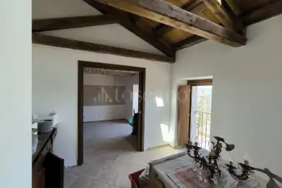 Casa Indipendente in vendita, Via Centrale, L'Aquila
