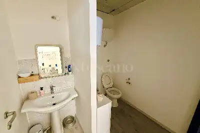 Negozio in vendita, Via Vittorio Veneto, Nettuno