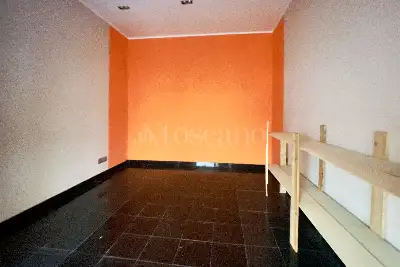 Magazzino in affitto, Via Pietro Vanni, Viterbo