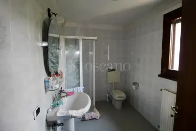 Casa Indipendente in vendita, Via Gioacchino Rossini, Fontanafredda
