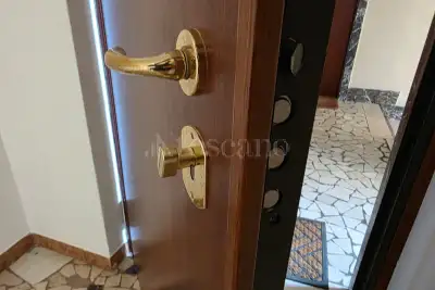 Casa in vendita, Via Bezzecca, Brescia