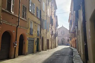 Casa in vendita, Rua Freda, Modena