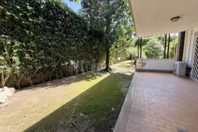 Villino a Schiera in vendita, Via Mar della Cina, Roma