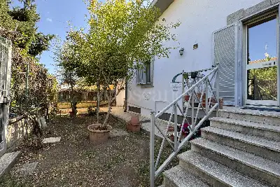 Villa Bifamiliare in vendita, Via Badia Pavese, Roma