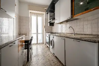 Casa in vendita, Via Francesco Brioschi, Milano