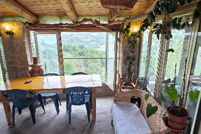 Casa Indipendente in vendita, Contrada Chioviano Basso 103, Bisenti