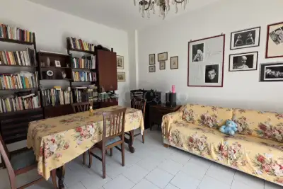 Casa in vendita, Via degli Astri, Milano