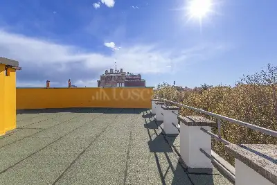 Casa in vendita, Via Giovanni Battista Morgagni, Milano