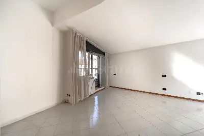 Casa in vendita, Via Luigi Giuseppe Faravelli, Milano