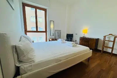 Casa in vendita, Viale Gabriele D'Annunzio, Milano