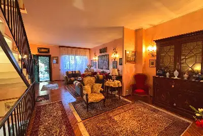 Villino a Schiera in vendita, Via Terpandro, Roma