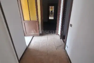 Casa Indipendente in vendita, Via Roma, Marchirolo