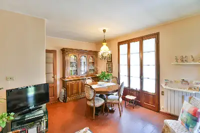 Casa in vendita, Via Giovanni Torti, Erba