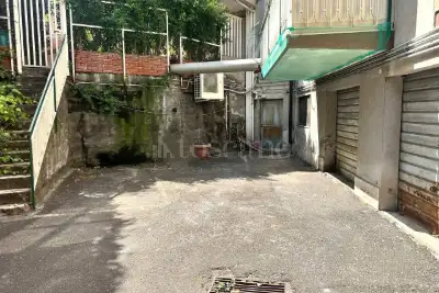 Casa in vendita, Via Battista Grassi, Catania