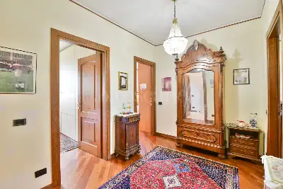 Villa in vendita, Via Edmondo De Amicis, Fino Mornasco