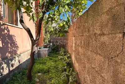 Casa Indipendente in vendita, Via Enrico Fermi, Aci Castello