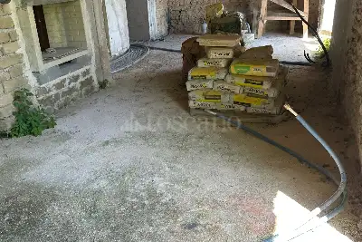 Casale in vendita, Via San Lorenzo, Contigliano