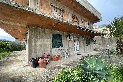 Casa Indipendente in vendita, Contrada Aranciarella, Messina