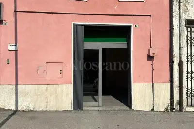 Negozio in affitto, Via Giovanni Pagani, Avezzano