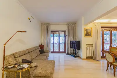 Casa in vendita, Via Vincenzo Ussani, Roma