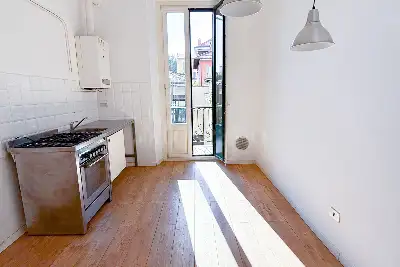 Casa in vendita, Via Marco Aurelio, Milano