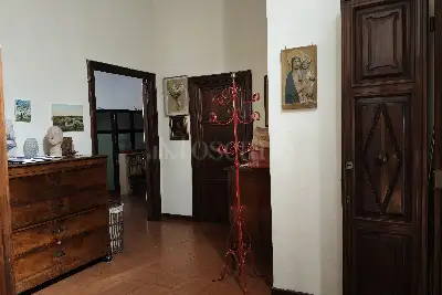 Casa in vendita, Via San Pietro, Siena