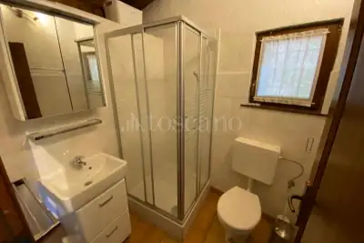 Casa Indipendente in vendita, Via Rovo, Cadegliano-Viconago