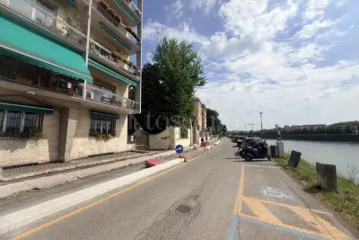 Casa in vendita, Lungadige Cangrande, Verona