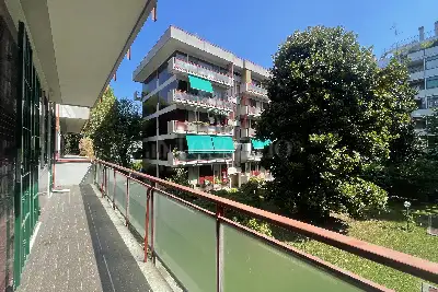 Casa in vendita, Via dei Ciclamini, Milano