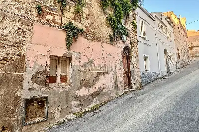 Casa Indipendente in vendita, Via San Nicola, Sennori