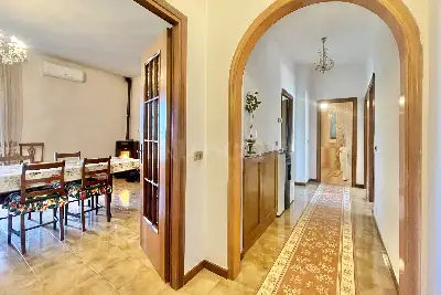 Villa in vendita, Via Giacomo Leopardi, Nepi