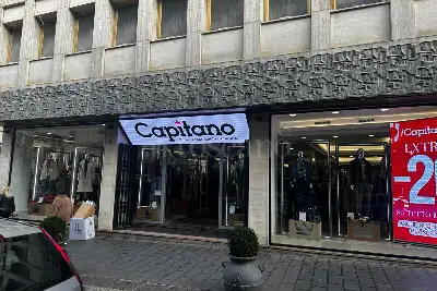 Negozio in vendita, Corso Mazzini, Catanzaro