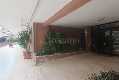 Casa in vendita, Via Giuseppe Berto, Roma