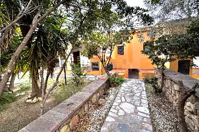 Villa Bifamiliare in vendita, San Teodoro , Via Madrid, San Teodoro