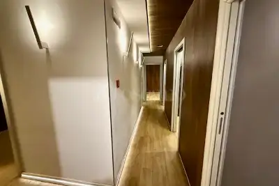 Negozio in affitto, Piazza Cola di Rienzo, Roma