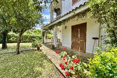 Villa in vendita, Viale delle Pratoline, Anzio