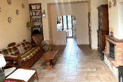 Villa in vendita, Via Tito Livio, Guidonia Montecelio