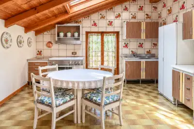 Villa in vendita, Via Pergola, Moniga del Garda