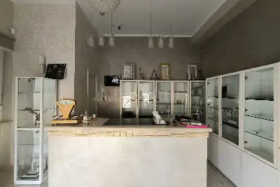 Negozio in vendita, Strada Statale 17 bis - Paganica, L'Aquila