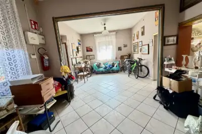 Negozio in vendita, Via della Pendolina, Brescia