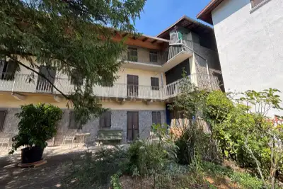 Casale in vendita, Via Santo Stefano, Oleggio
