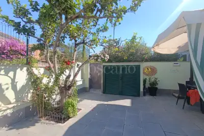 Villino a Schiera in affitto, Via Venezia, Anzio