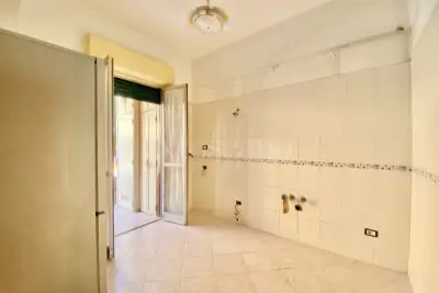 Casa in vendita, Via Pola, Messina