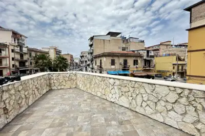 Casa in vendita, Via Emiro Giafar, Palermo