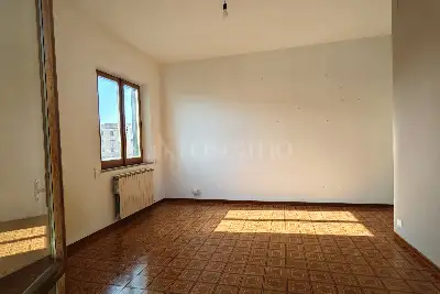 Casa in vendita, Via Martiri di Scalvaia, Siena